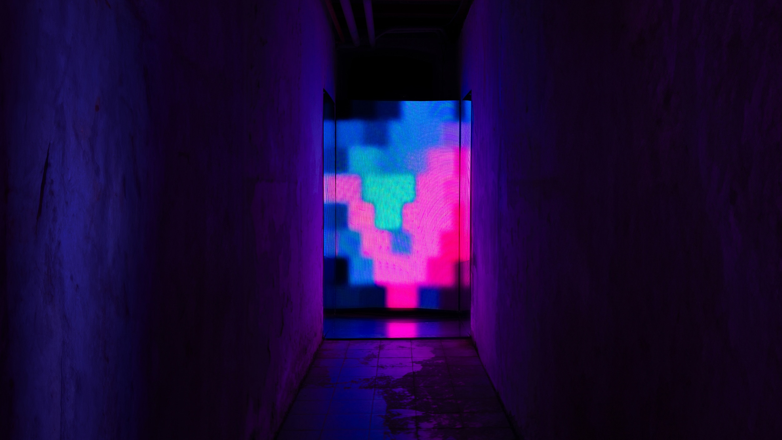 blurry grid installation in Turin