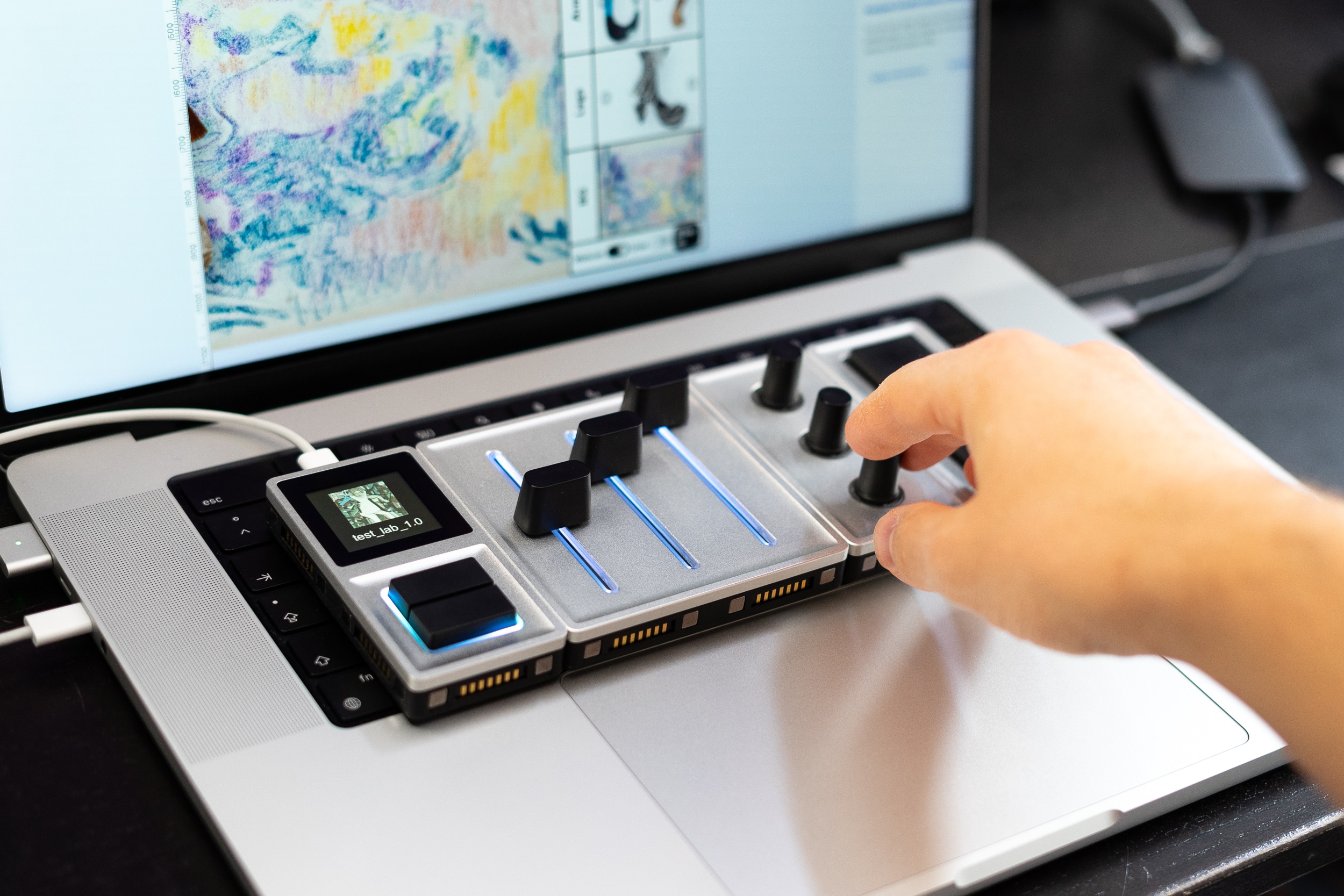 geneative tool consiting of a MIDI input device controlling a sketch in the browser