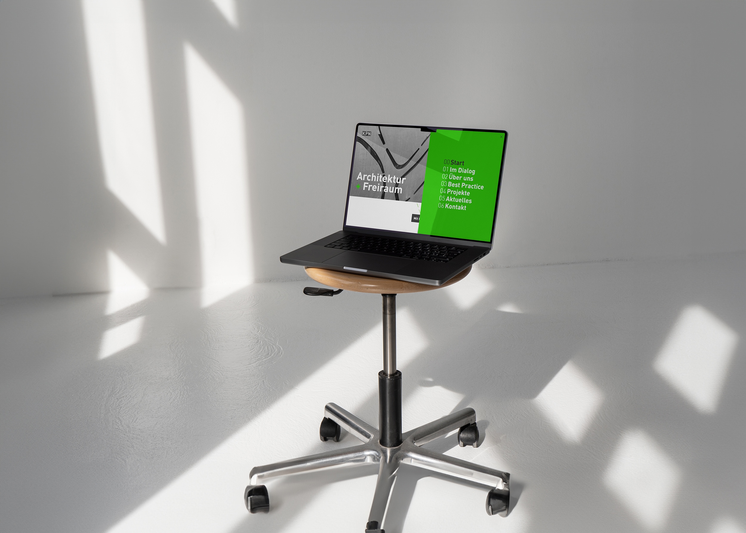 Website for KPN Architekten BDA in Braunschweig with clean typography, a design grid and lightning green color accents.