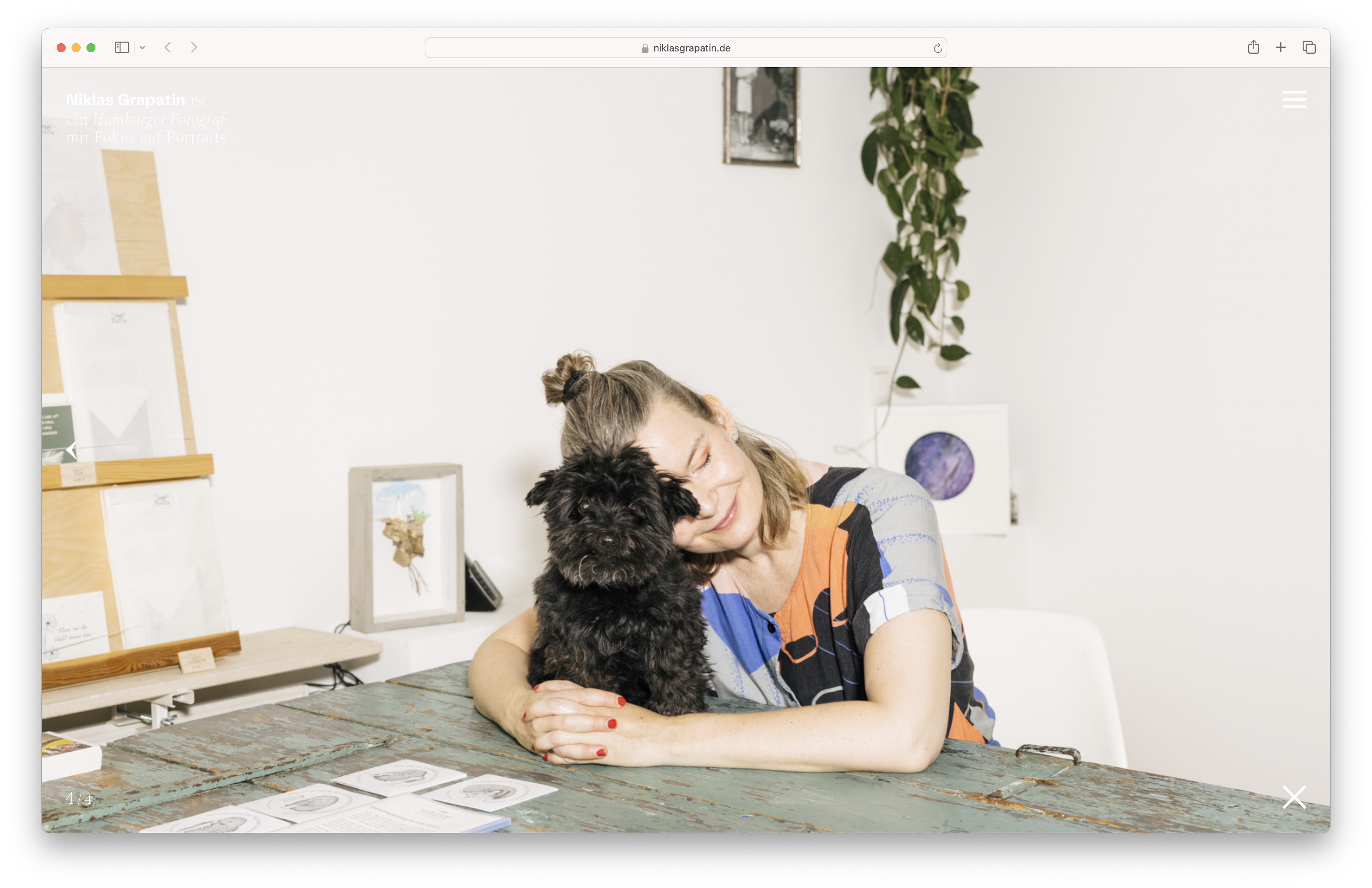 Fullscreen layout for photography website